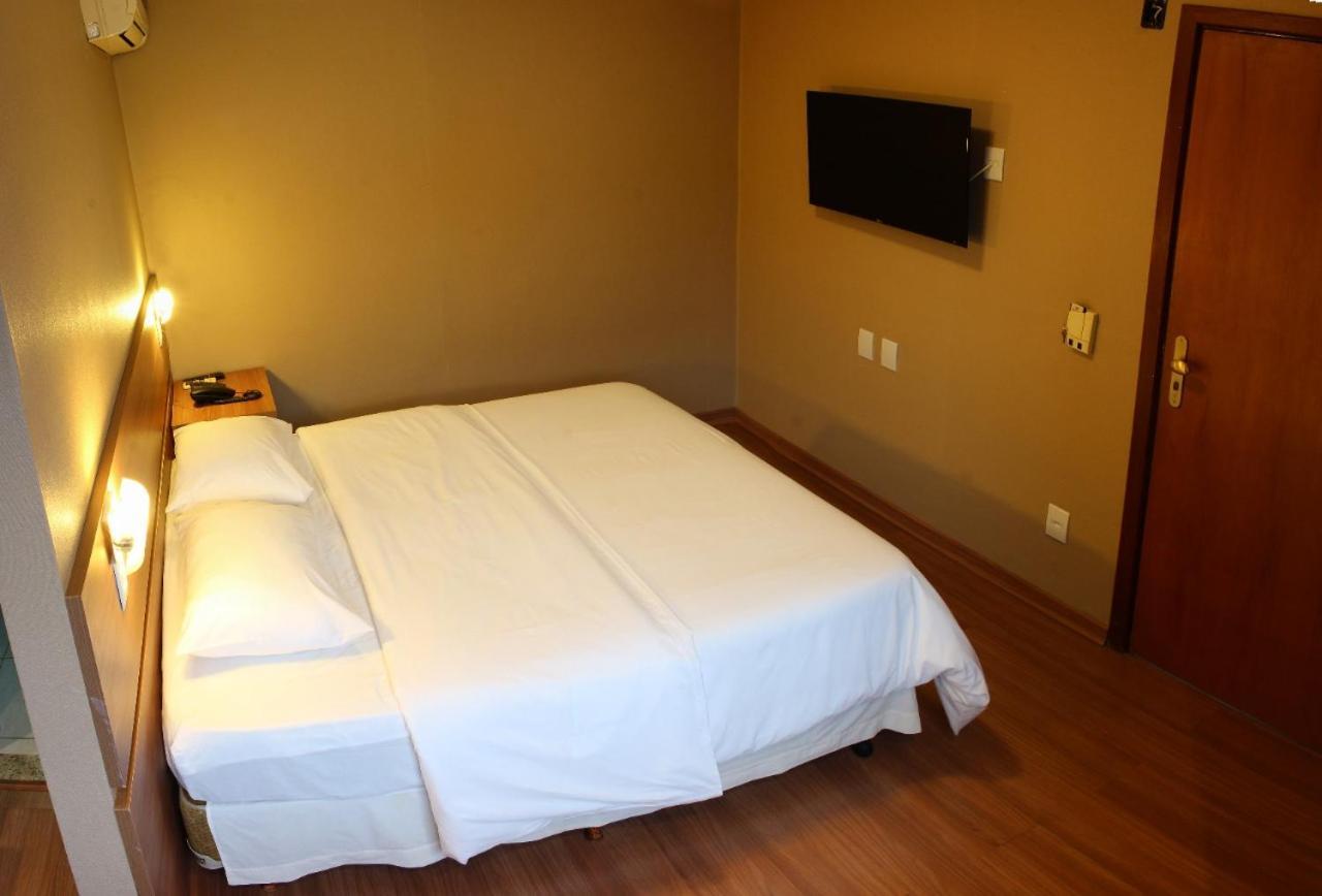 Hotel Bernal Ituiutaba Eksteriør billede