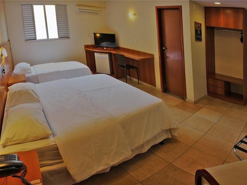 Hotel Bernal Ituiutaba Eksteriør billede